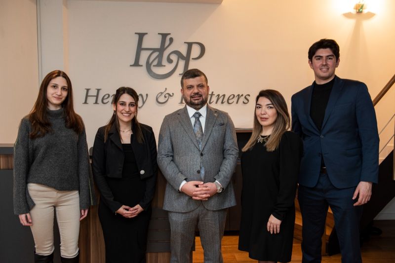 Команда Henley & Partners